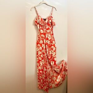 NWOT! Hawaiian Red/White Button Down Floral Maxi